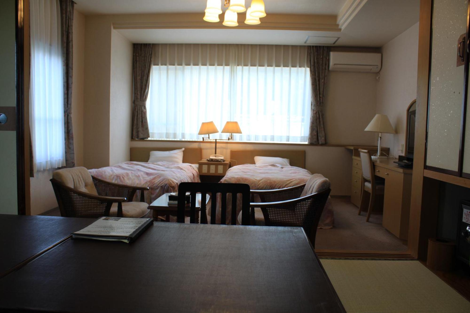 Hotel Irodori Koyo à Komono Chambre photo